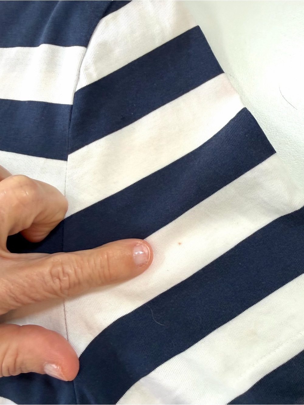 Burberry London Signature Logo Stripe Navy White Cotton T-Shirt Women’s Large - Picture 12 of 17
